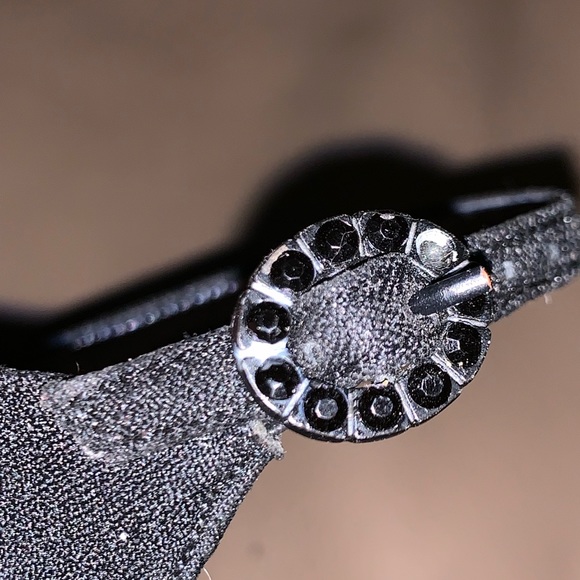 Kenneth Cole Reaction Black 1” Embellished Heel - Picture 4 of 8